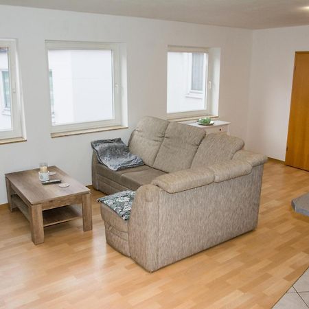 Schoene 2-Raum-Wohnung Im Zentrum Waltershausens ภายนอก รูปภาพ
