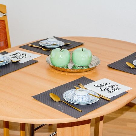 Schoene 2-Raum-Wohnung Im Zentrum Waltershausens ภายนอก รูปภาพ